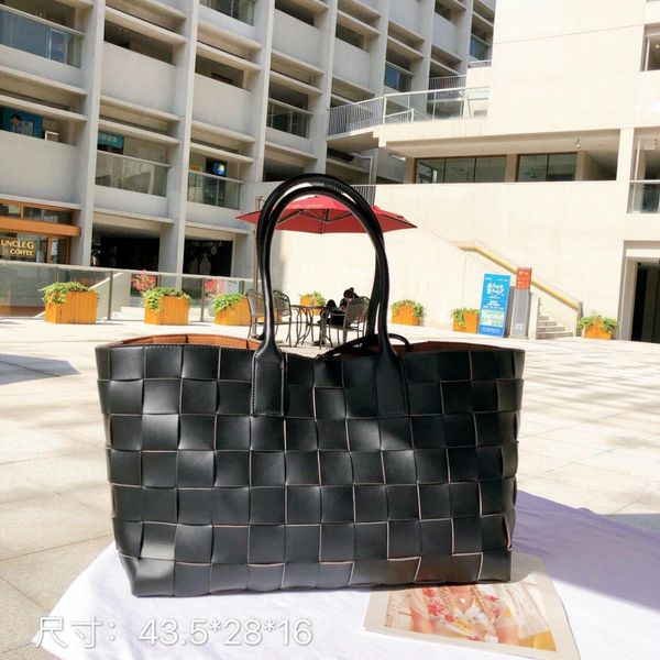 

2020 new women's bag woven bag net red casual large capacity handbag shoulder