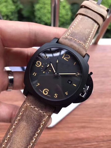 

Stylish classic men's watch. Equipped with fully automatic mechanical movement, 316L stainless steel case, mineral tempered glass, diameter