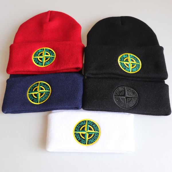 

2020 new anime cotton casual beanies for men women knitted winter hat solid color hip-hop hat cap