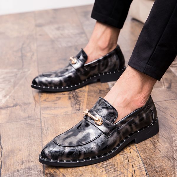 

fashion british style men causal wedding shoes loafers leather men shoes outdoor leather flats male zapatos de hombre w5, Black