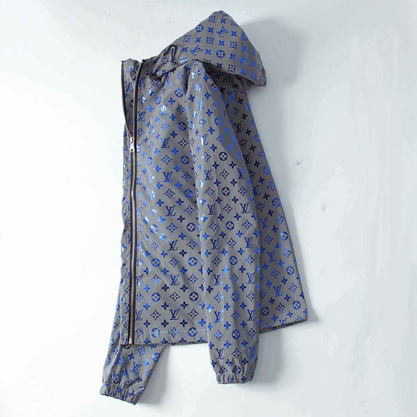 

paris europe new men's medusa jacket classic men and women thin windbreaker reflective luxury hooded fluorescent wind, Black;brown