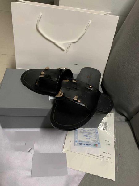 

new ladies fashion casual designer sandals, black and white, designer slippers