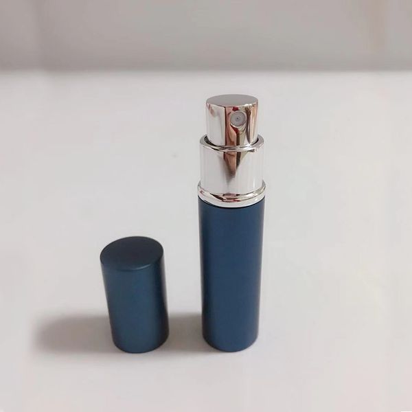 

self defense device lipstick style heart patterned pepper spray silver gold purple