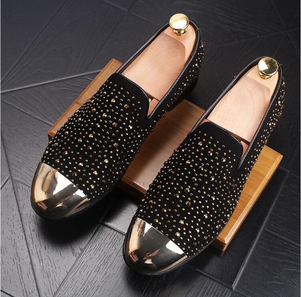 

european trend rhinestone rivet men shoes designer loafers metal round head men's casual leather flats zapatillas hombre, Black
