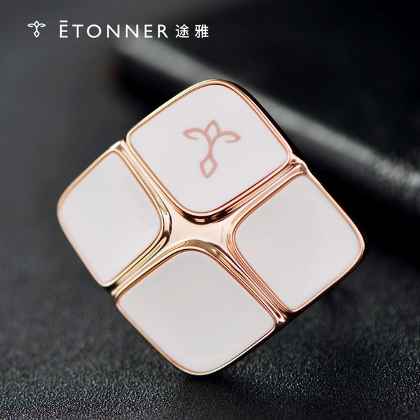 

etonner air conditioner outlet clip decoration car air freshener
