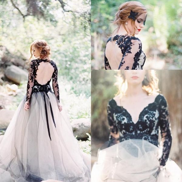 Abiti da sposa Boho in pizzo bianco nero a maniche lunghe con scollo a V Abiti da sposa da sposa country senza schienale in tulle trasparente