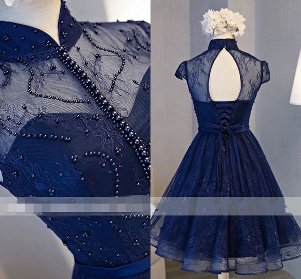 High Neck Navy Azul Pérolas Homecoming Vestidos Barato 2019 Lace Cap Sleeve A-Linha Curta Prom Vestido Vestido Gravura Para Doces 15 Meninas