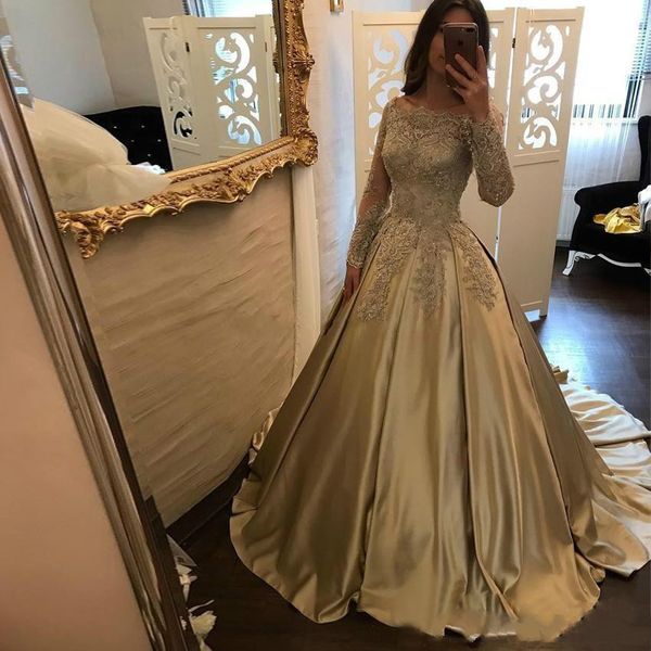 

2020 gold ball gown evening dresses bateau prom dresses long sleeves appliques beaded satin sweet dresses, Black;red