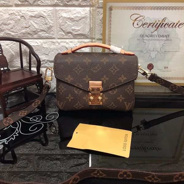 

Bolsa Mensageiro mensdesignersneakers