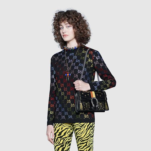 

2019 new fa hion de igner weater luxury black knit letter hirt rainbow drilling wool weater ize l, White;black