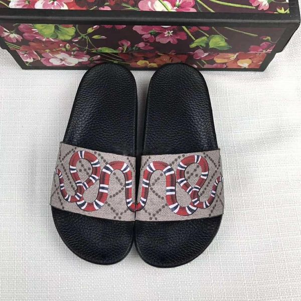 

2020 men women slide sandals designer shoes luxury slide summer fashion wide flat slippery with thick sandals slipper flip flops, Black