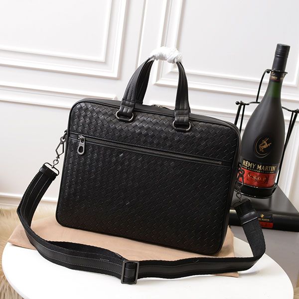 Ganz neu kommen echtes Leder Männer AKTENTASCHE Erfolgreiche Geschäftsmannhandtasche berühmte Designer-Laptoptaschen B113 an