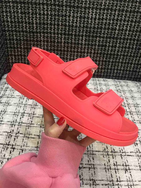 

2020 super new sandals, luxury women's sandals, designer sandals, designer women's sandal, velcro flat sandal,size:35-41, Black