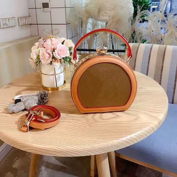 

2020 designer bags luxury messenger bag brand wallet fashion women's round bag genuine leather inlaid with diamond hardware crossbody b