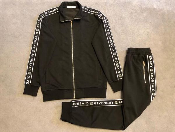 Großhandel Herren Designer Trainingsanzüge Luxus Trainingsanzüge 2019 New Spring Herren Trainingsanzüge Jogger Anzüge Jacke + Hose Sets Schwarz Großhandel Herren Designer Trainingsanzüge Luxus Trainingsanzüge 2019 New Spring Herren Trainingsanzüge Jogger Anzüge Jacke + Hose Sets Schwarz
