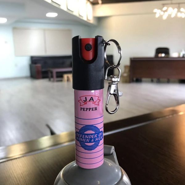 

Pink keychain 20ml outdoor elf defen e lady maximum trength protector pepper pray elf defen e and per onal protection, Silver