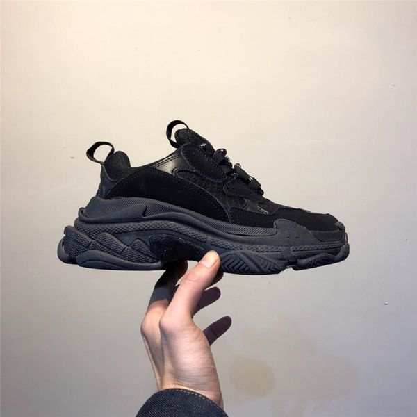 

2019 fashion paris fashion 17fw triple s sneakers triple-s casual dad mens designer shoes for women beige black sports chaus s01