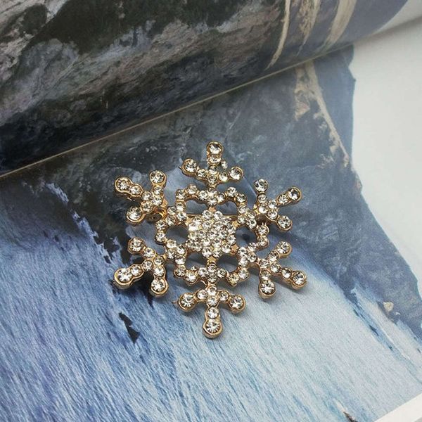 

winter new lady fashion brooch sparkling crystal rhinestones large snowflake brooch pins jewelry brooches women christmas gift, Gray