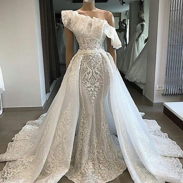 

retro lace amazing wedding dresses 2019 spring summer off shoulder mermaid bridal gowns with overskirts ruched sweep train wedding vestidos, White