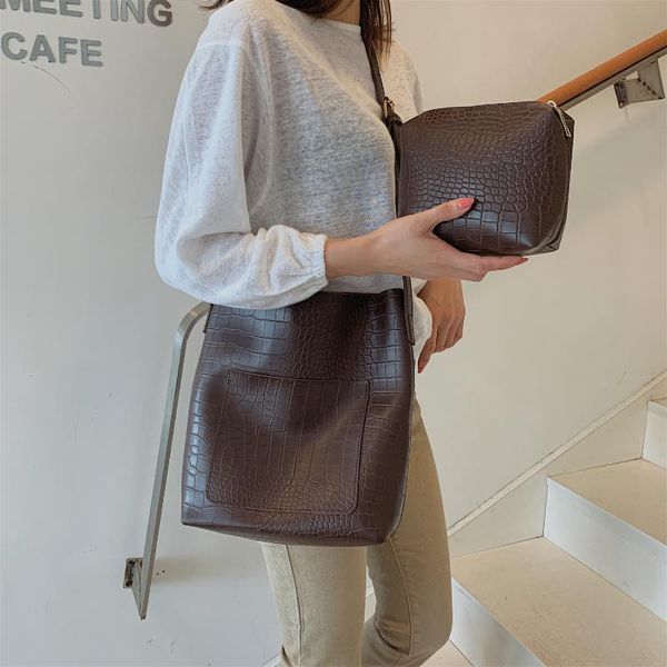 

crocodile pattern pu leather bucket bags for women 2020 solid color crossbody shoulder messenger bag lady quality handbag