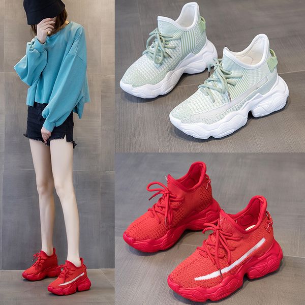 

2020 женская мода дизайнер sneaker спорт girl толстая подошвой рост растущие обувь повседневная пляж кроссовки обувь сандалии кроссовки разм