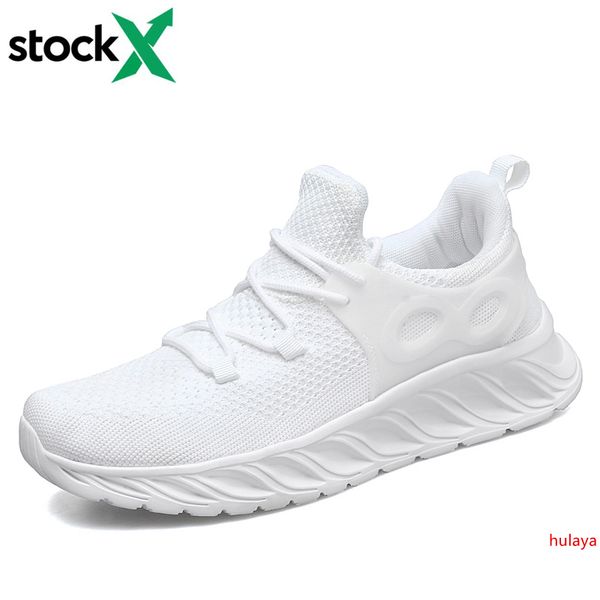 

2020 mens running shoes triple black fashion platform sneaker running men women designer men women sports sneakers size 39-44