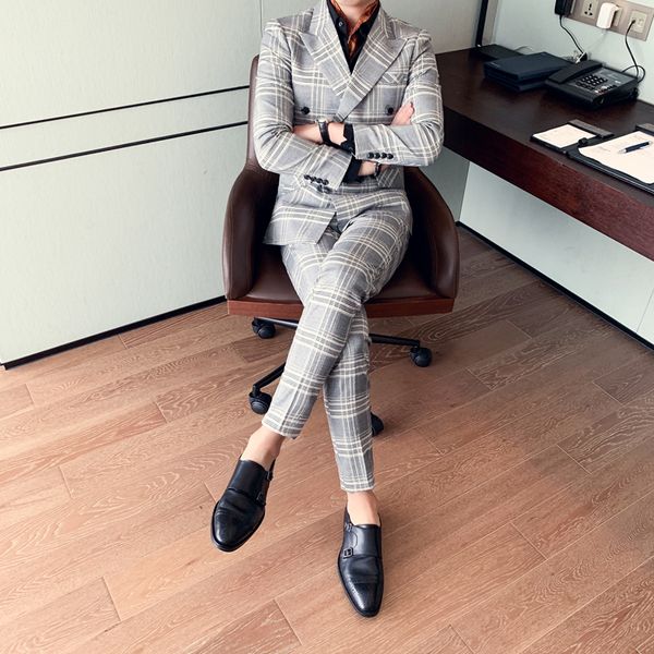 

new fashion business (blazer + pantalones) men's boutique casual gentleman british style plaid double breasted suit, White;black