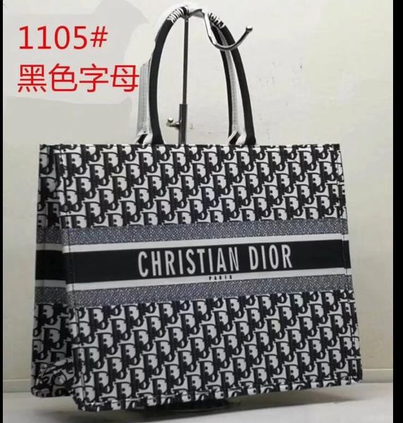 

Whole ale 2019 new european cla ic ladie handbag houlder bag hopping bag pure noble feminine production pari upermodel how