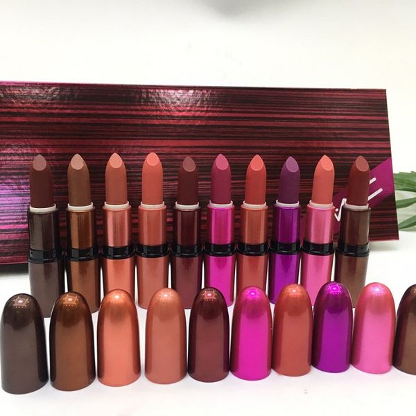 

вокое каево бѬенд макиж набоѬ Ѭождево огѬаниеннй маове жидки помад