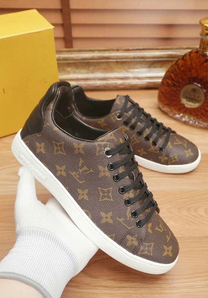 

fashion luxury men fashion sneakers shoe mens shoes the original designer perfect recovery casual shoes classic print shoes black, brown, Red;white