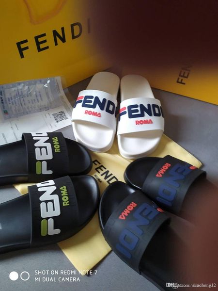 

2020 new style men's and women's sandals, simple and stylish, casual designer design, pearl effect, golden designer effect, Black