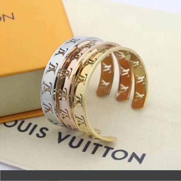 

клаиекие Ѭоконе дизайнеѬкие велиѬне издели женкие бѬале 18k золо Golden;silver