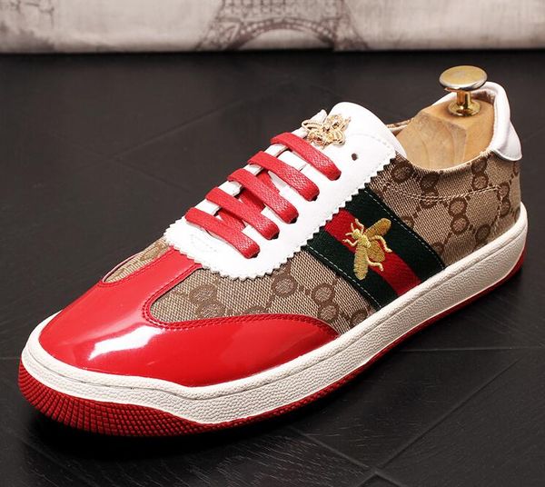 

Sapatos clássicos whee