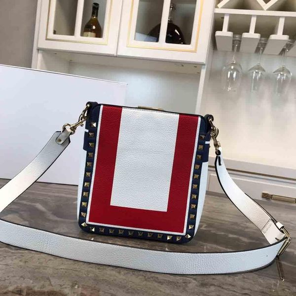 

new fashion designer women handbags strap crossbody rivet bags genuine leather shoulder handbags lock bags bookbag mini coin purse bag 19cm