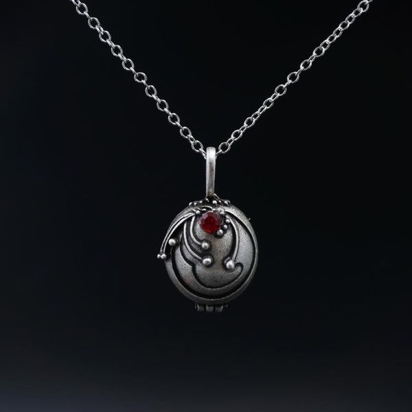

1pcs inspired locket penant necklace women and girl gift jewelry, Silver