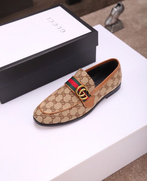 

19ss 2018 колзи по бизне вадба лакиѬованной кожи окоѬд обђви дл мђжин пла, Black