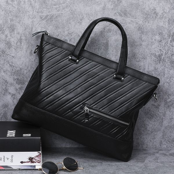 

2020 new briefcase men genuine embossed cow leather shoulder bag natural skin business bags office lapbag