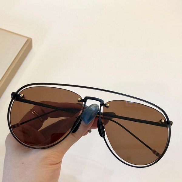 

новое качество топ tb113 мужские солнцезащитные очки, мужчины вс очки женщин солнцезащитные очки, мода стиль защищает глаза gafas от золь лю, White;black