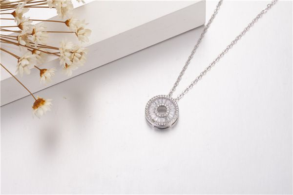 Ciondoli rotondi di marca con diamante Cz Ciondolo da sposa in vero argento sterling 925 con collana per donna, regalo per gioielli da sposa