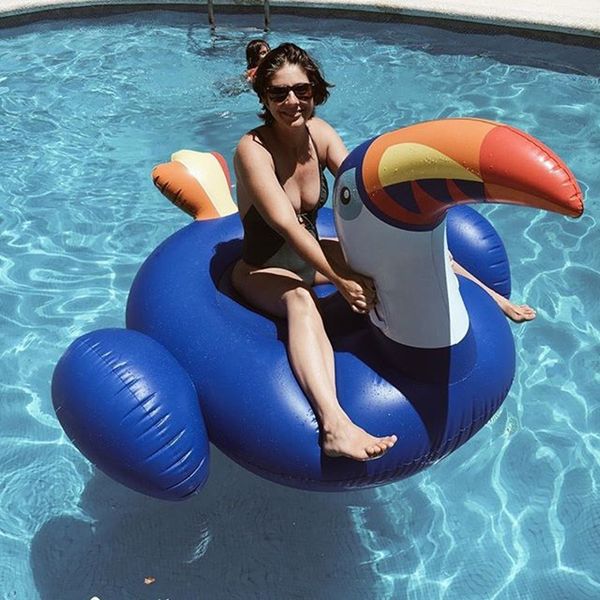 

200cm giant inflatable toucan pool float 2018 ride-on woodpecker swimming rings childrens water holiday party toys piscina
