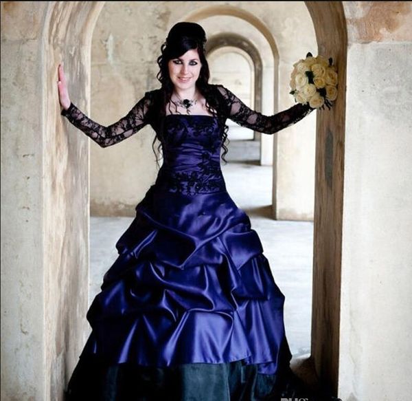 

victorian gothic plus size long sleeve wedding dresses purple and black ruffles satin corset strapless lace bridal gowns plus size 2019, White