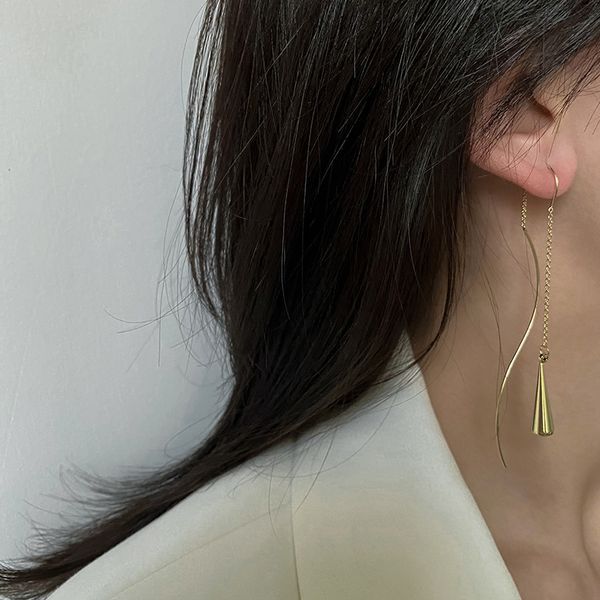 

линия ушной линии высокая мода кисточка металла не вводил длинные серьги женственность изысканные серьги чувства дизайна, Golden;silver