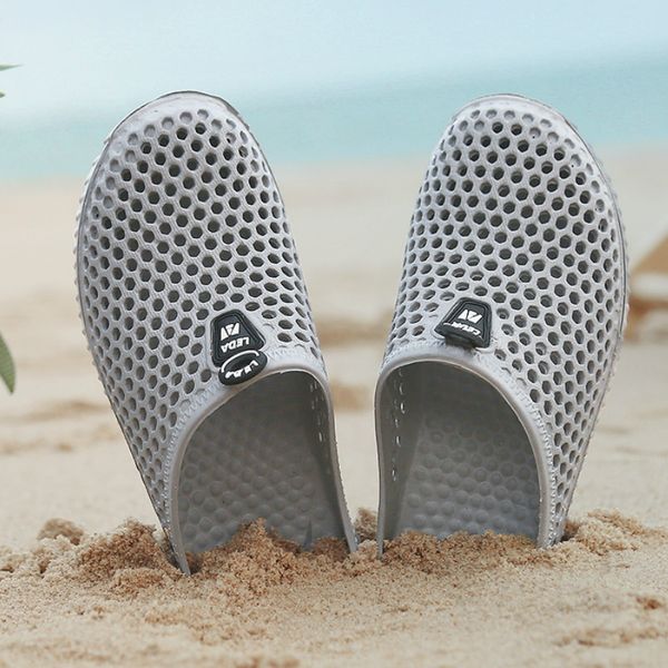 

summer men beach shoes lightweight men casual slippers breathable outdoor sandals comfortable couple flip flops plus size 36-45, Black