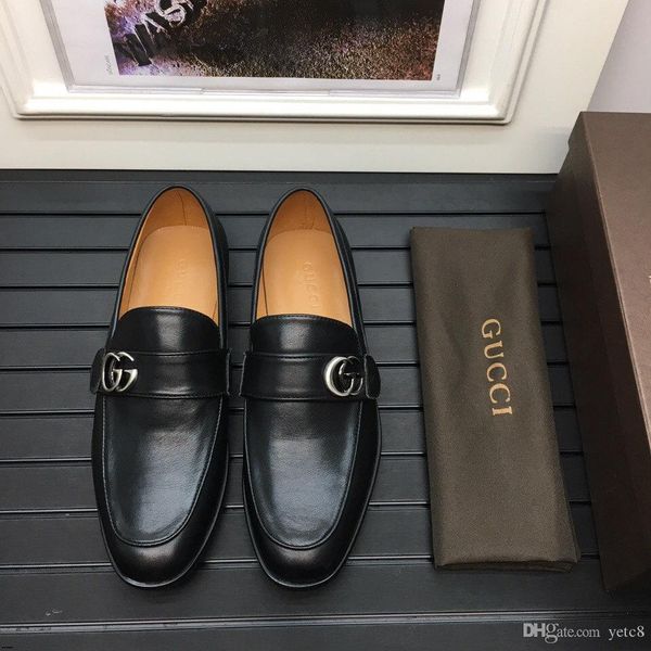 

20fw luxury men's designers pirate skull rhinestone gentleman flats shoes fashion casual shoes charm wedding dress prom footwear yecq3, Black
