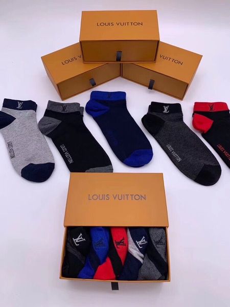 

wholesale fashion brand designer kanye men's socks men's basketball luxury sports socks bulk size, Black