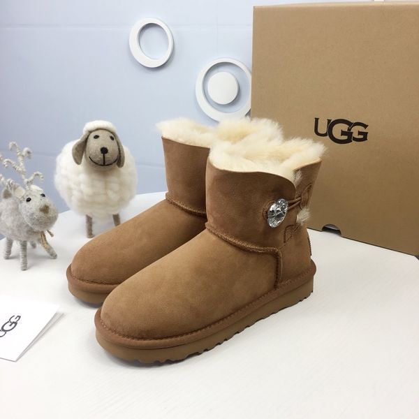 

women's snow boots new warm short plush soft ms. ankle boots sheepskin classic buttons non-slip shock absorption warm cotton shoes, Black