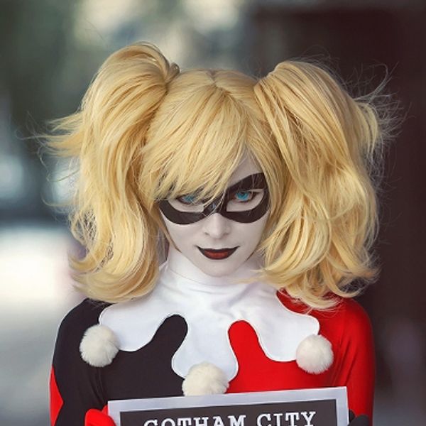 Batman Harley Quinn Cosplay Wigs 2 Clip On Gold Blonde Curly