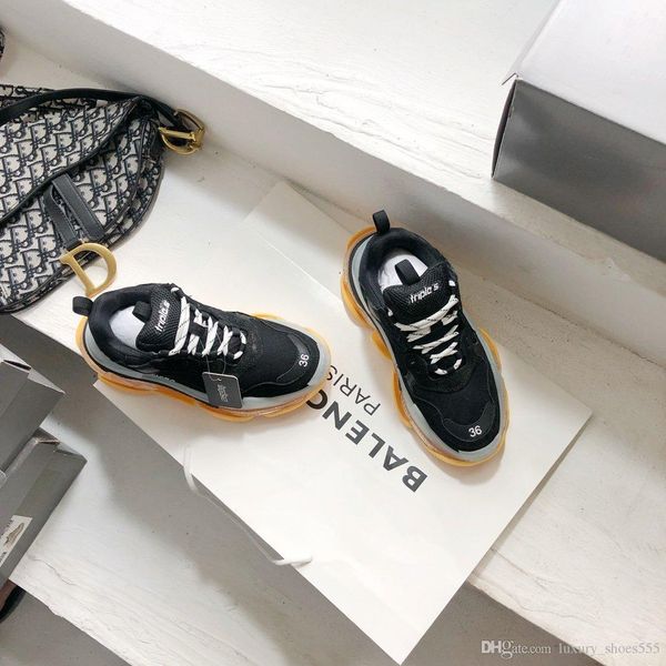 

ll,low-flat triple s clear sole sneakers, r brand casual sneakers, stylish flat-bottomed comfort,with original box