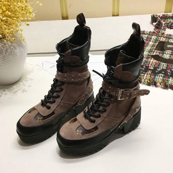 

martin boots female british wind 2019 new wild boots thick with leisure motorcycle boots women's thick-soled boot women winter, Black