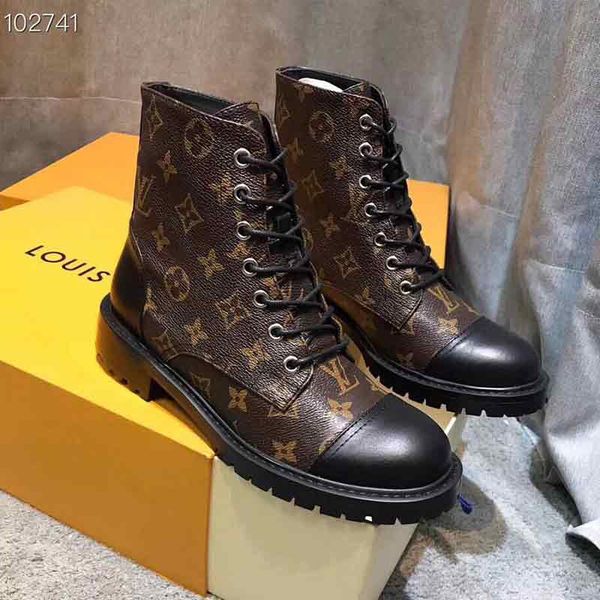 

2019 autumn and winter new locomotive martin short bootslv female winter british wind high grade vintage version of the wild short boots, Black